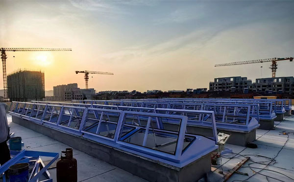 消防南郑排烟窗工作原理