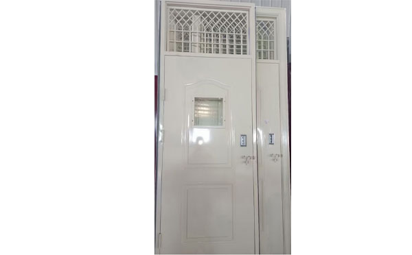 南郑学校教室门