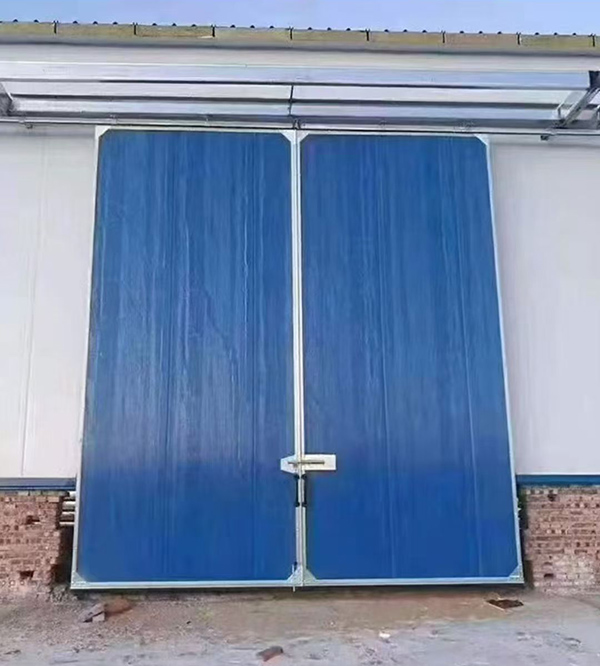 南郑工业门在大型仓储物流通道中的应用实例